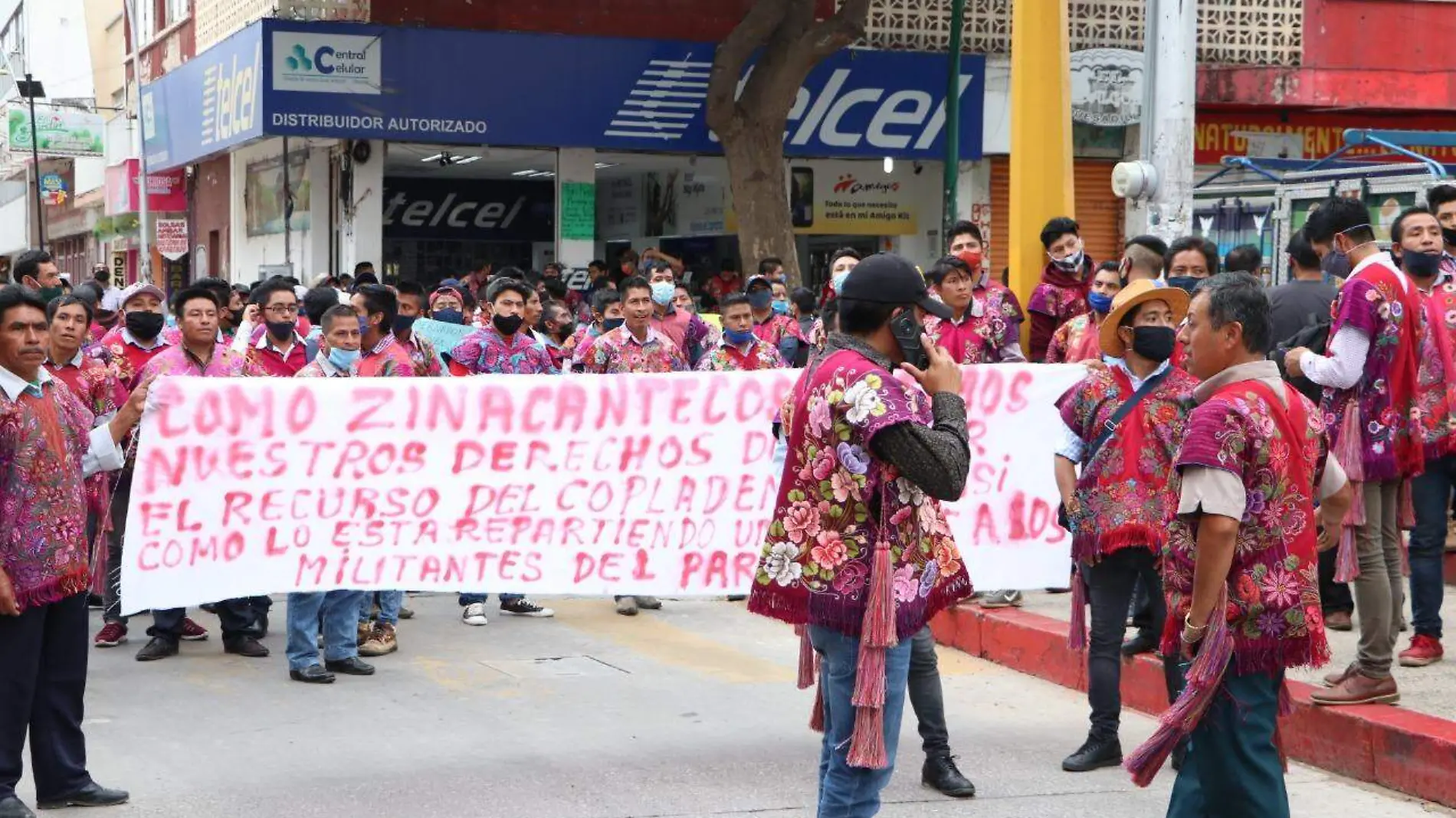 manifestantes Zinacantán 2